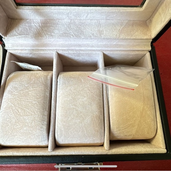 3 Slot Locking Watch Box Organizer Display Case with Key & Glass Window Black - Picture 3 of 14